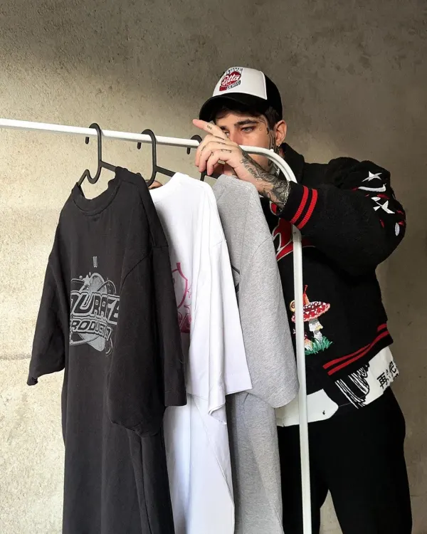 Courage Milano — apparel rack
